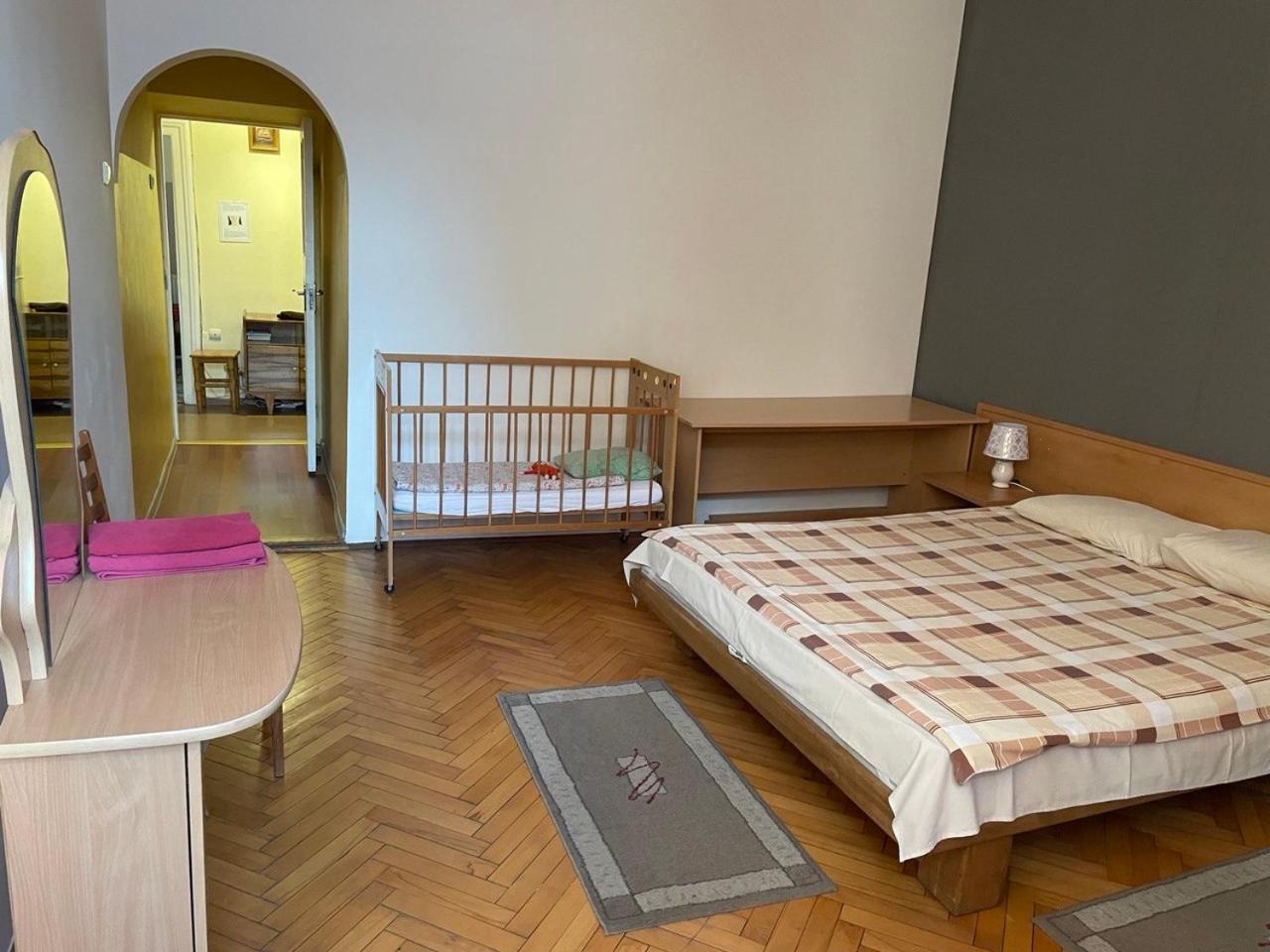 Guest Rooms Львів Екстер'єр фото