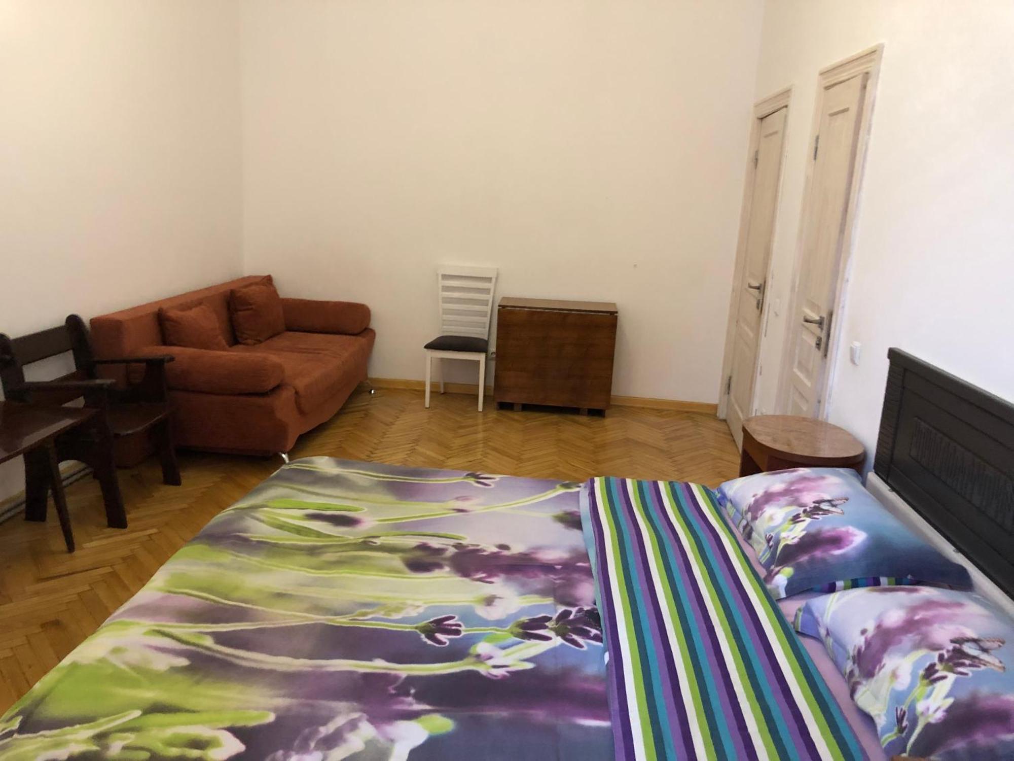 Guest Rooms Львів Екстер'єр фото